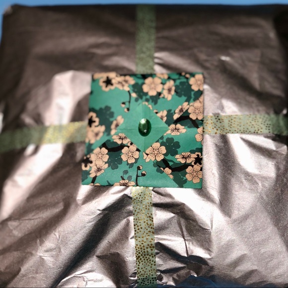 Can’t wait to start wrapping! 🎉🎁 - Picture 3 of 8